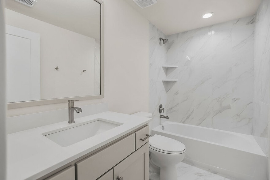 Building Photo - 2509 W 175th Pl