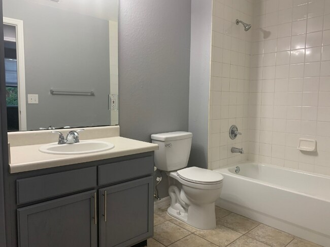 Building Photo - 7915 Preserve Cir
