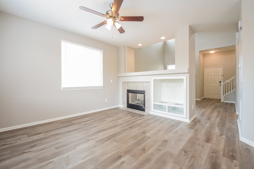 Building Photo - 2487 E 127th Ct