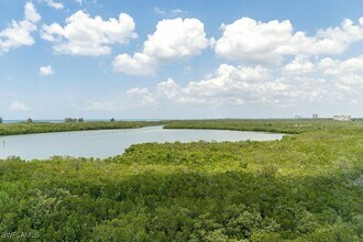 Building Photo - 295 Grande Way