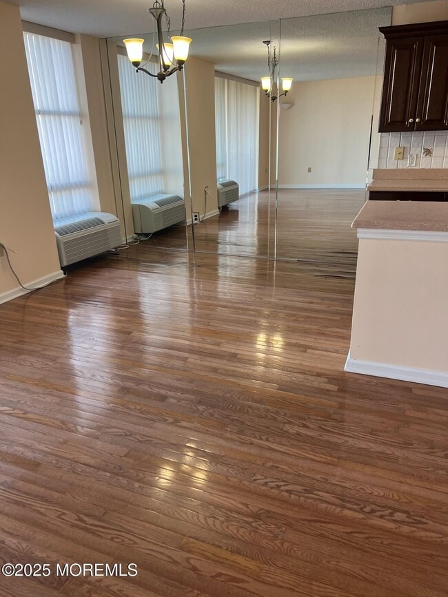 Building Photo - 787 Ocean Ave