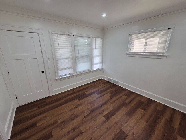 Building Photo - 12417 Soika Ave