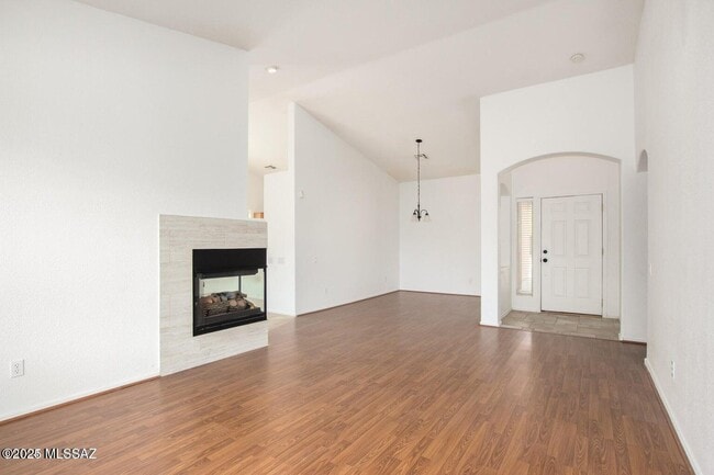 Building Photo - 9162 N Treasure Mountain Dr