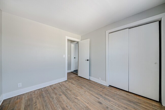 Building Photo - 201 S Main St