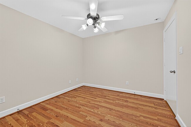 Building Photo - 11510 Main Ash Dr