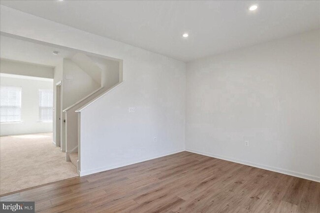 Building Photo - 21 Stafford Pl