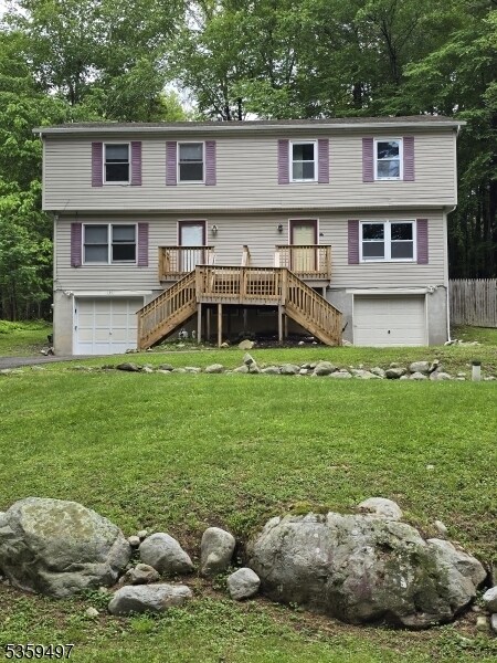 Primary Photo - 125 Hemlock Hill