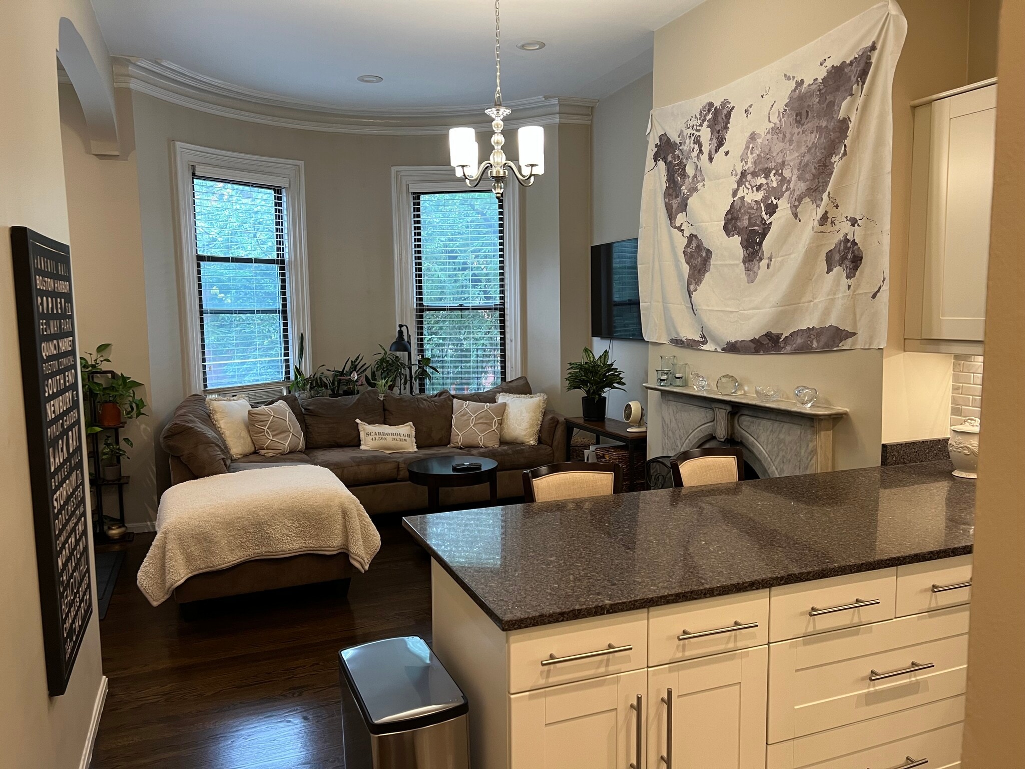 Building Photo - 115 Chandler St