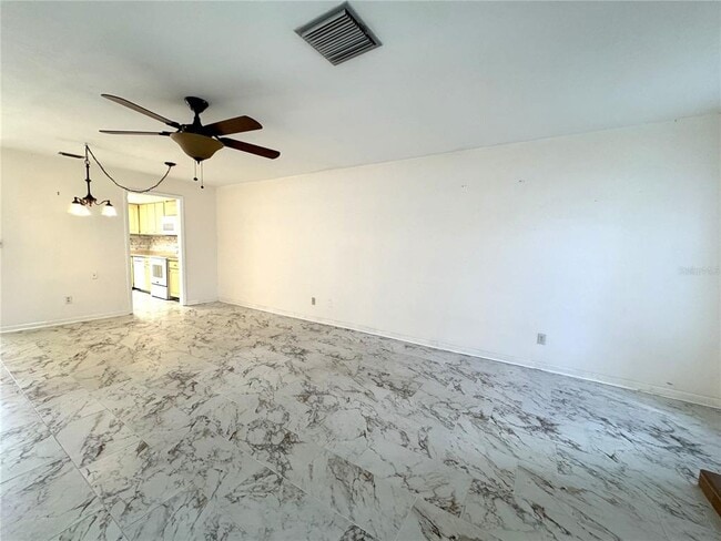 Building Photo - 610 Indian Rocks Rd N