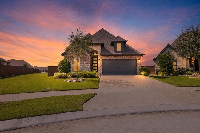 Building Photo - 5123 Morrison Dr