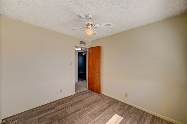 Building Photo - 6208 Casada Way