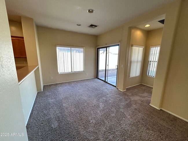 Building Photo - 13768 W Country Gables Dr