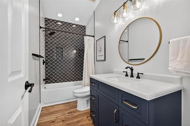 Building Photo - 3104 15th St N