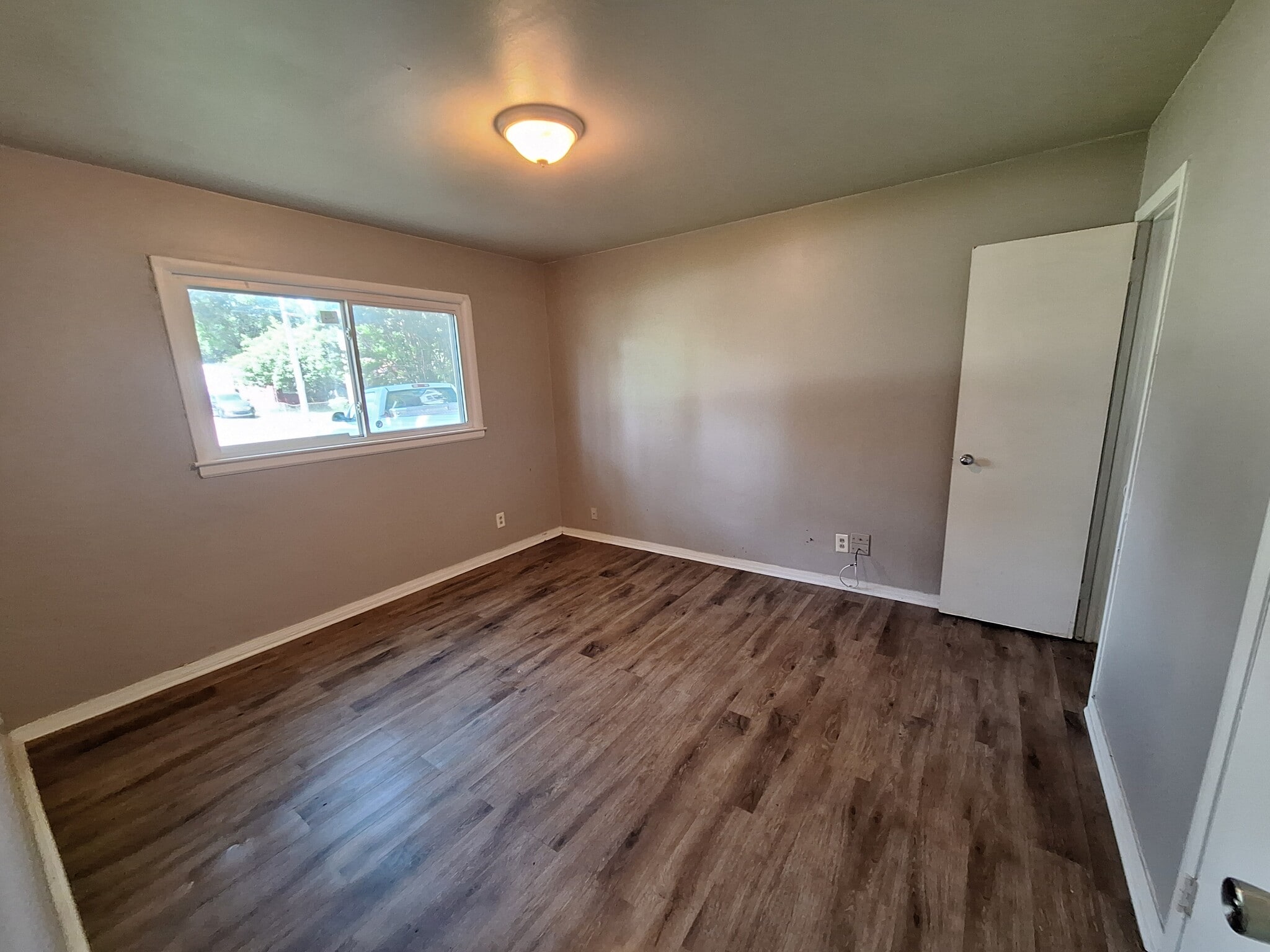 Bedroom master - 7005 John Adams Way