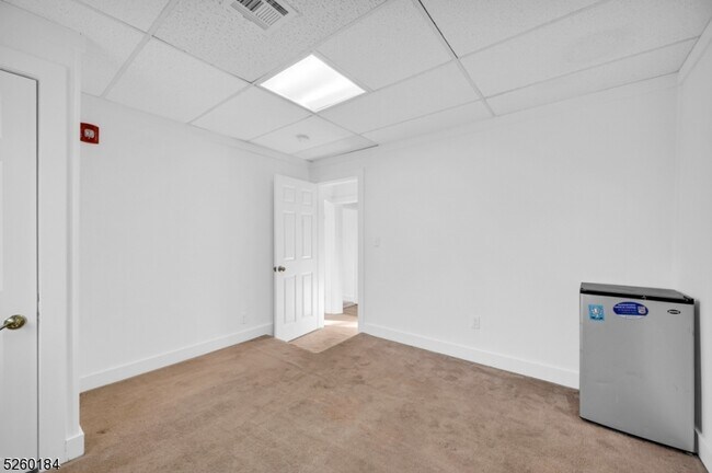 Building Photo - 38 Morris St