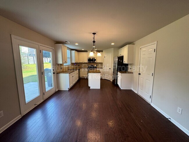 Building Photo - 1355 Slate Bend Dr