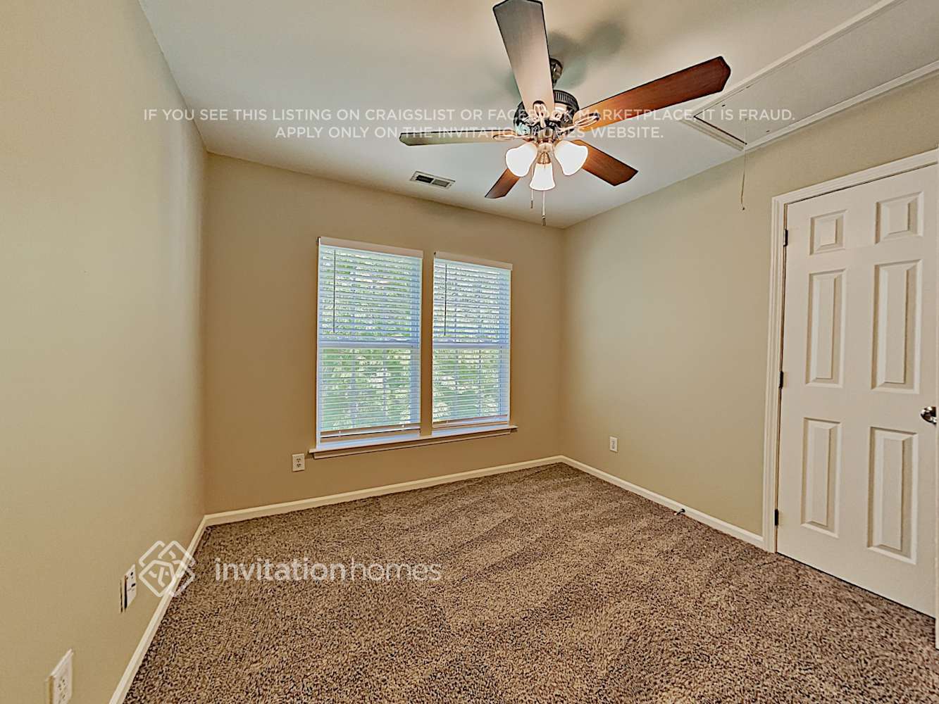 Building Photo - 15014 Ashlight Dr