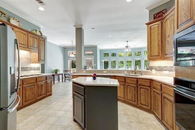 Building Photo - 9 Avalon Dr