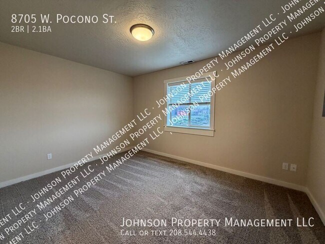 Building Photo - 8705 W Pocono St