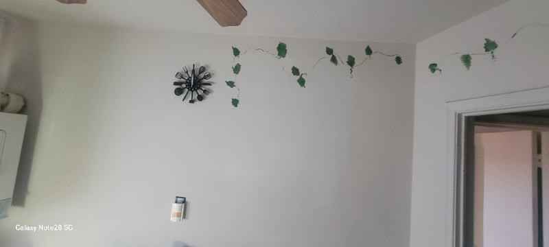 Building Photo - 0 N Linwood Ave