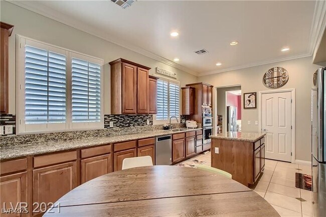 Building Photo - 12266 Bluebird Canyon Pl