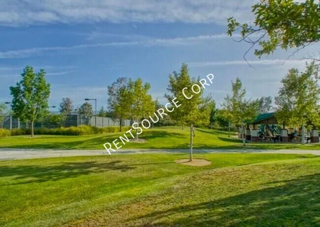 Building Photo - 24162 Willowbrooke Ct