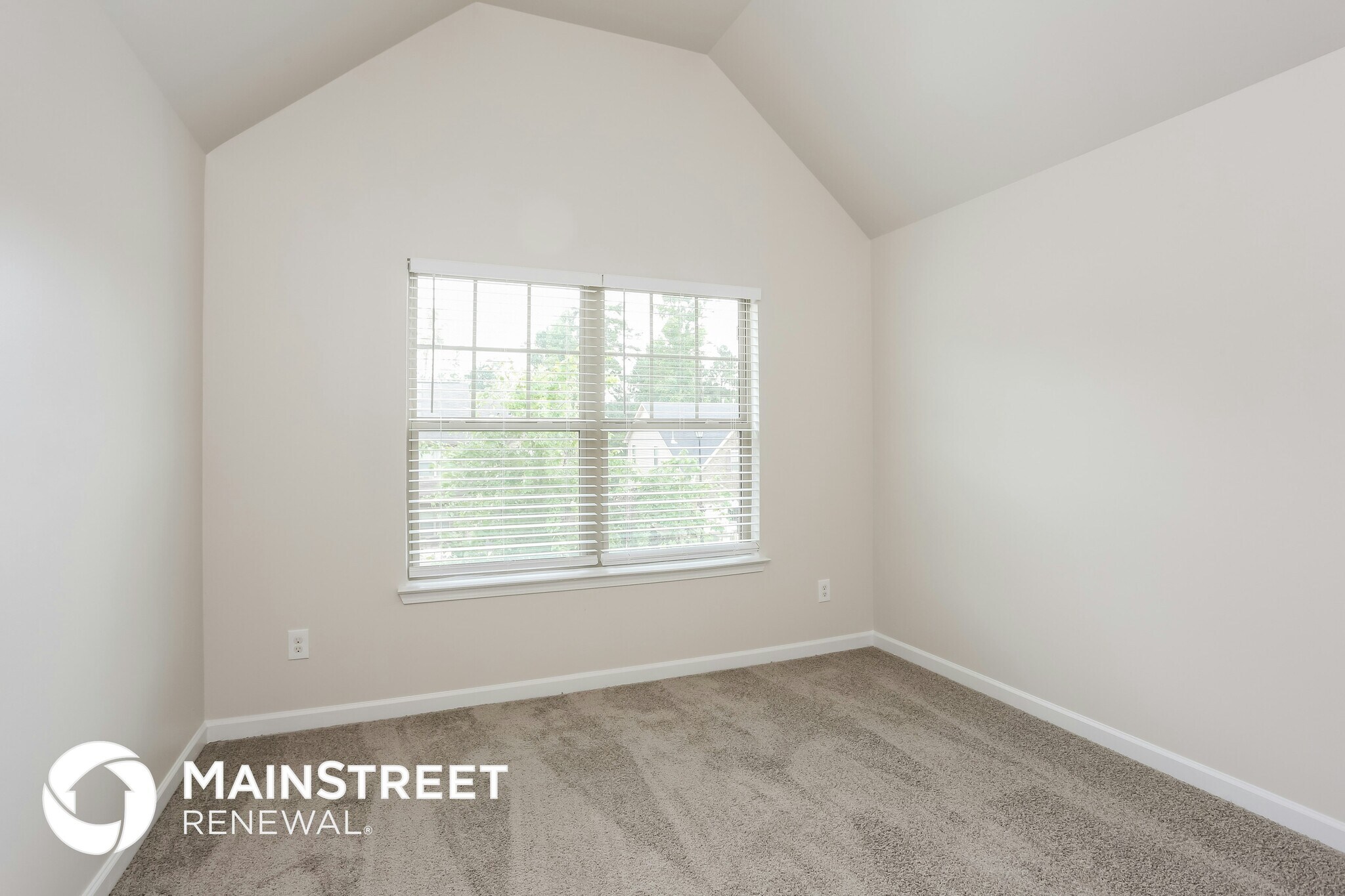 Building Photo - 12185 Centerra Dr