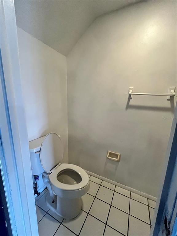 Building Photo - 4918 Silver Oaks Village