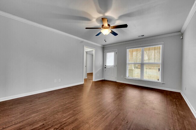 Building Photo - 6909 2nd Ave S