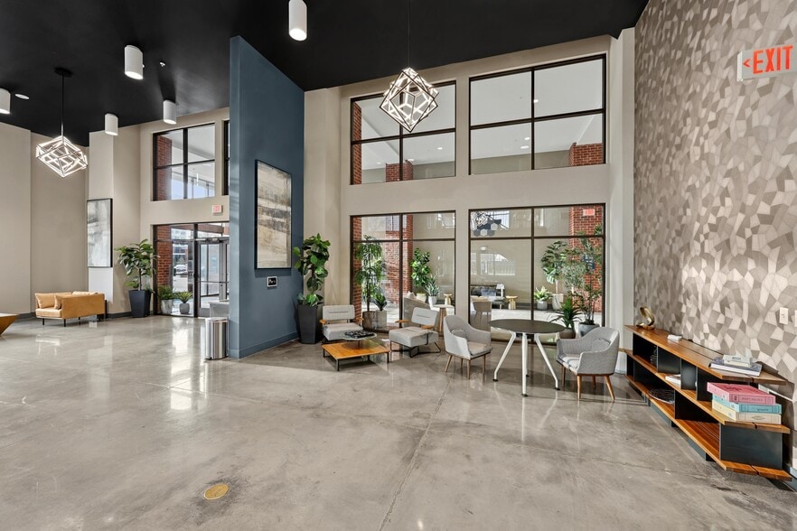 Building Photo - Eclipse Residences