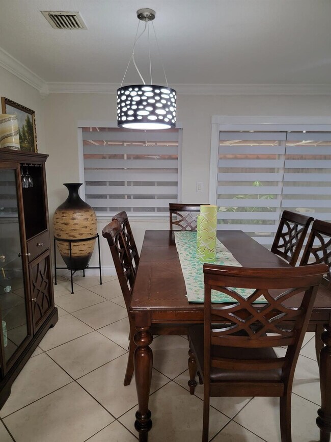 Building Photo - 11821 SW 18th St