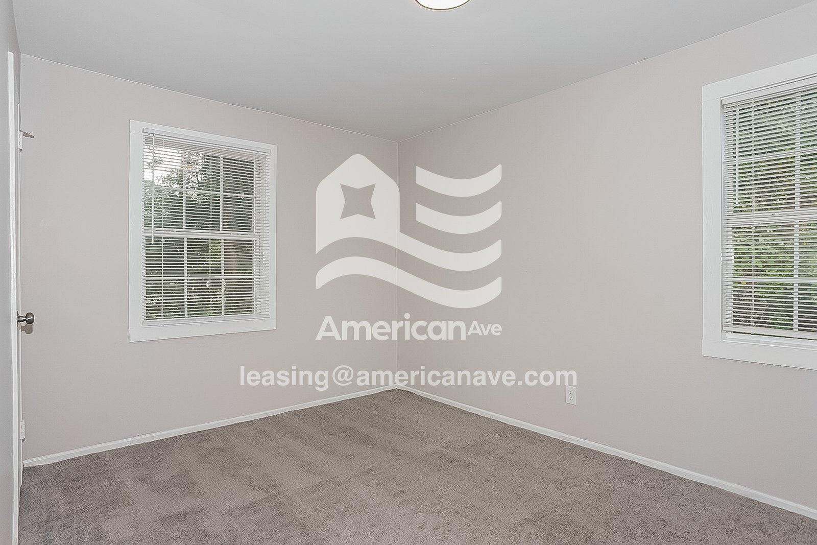 Building Photo - 674 Morton Ave NE