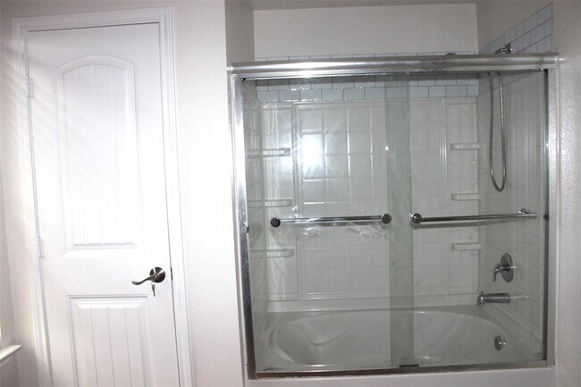 Building Photo - 11052 Kirkoswald Rd