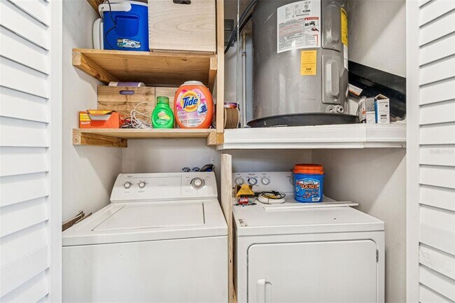 Building Photo - 2101 W Cherry St