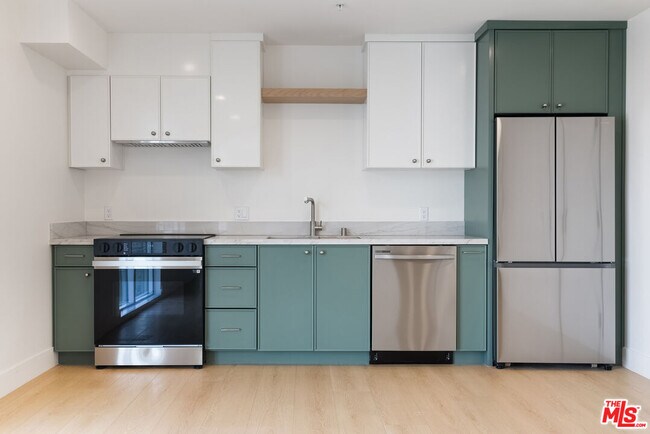 Building Photo - 8561 Belmont St