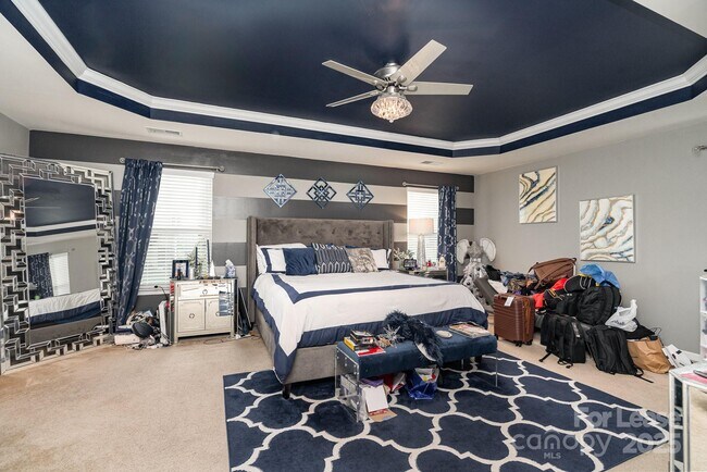 Building Photo - 3531 Ettrick Pl