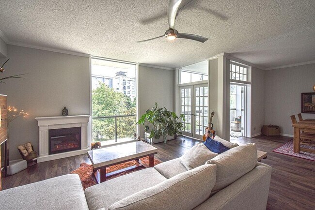 Building Photo - 130 26th St NW