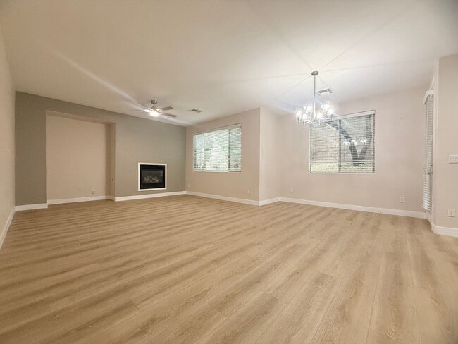 Building Photo - 11904 Amistoso Ln