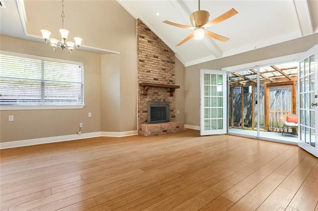 Building Photo - 1725 Old Metairie Ln