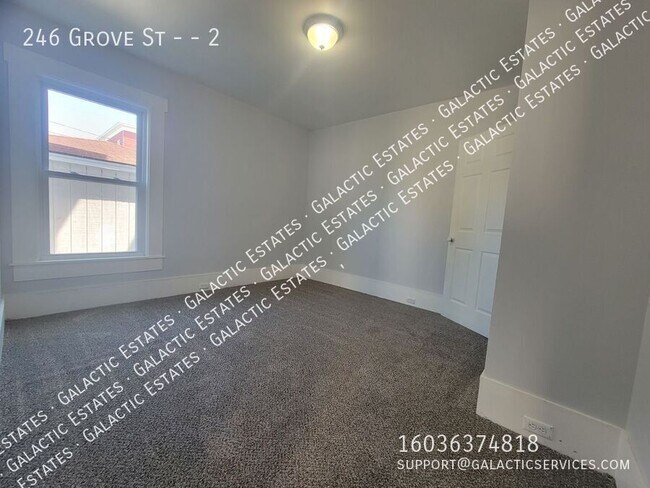Building Photo - 246 Grove St