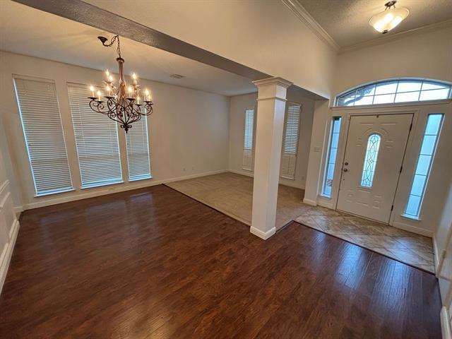 Building Photo - 10717 Canoe Rd