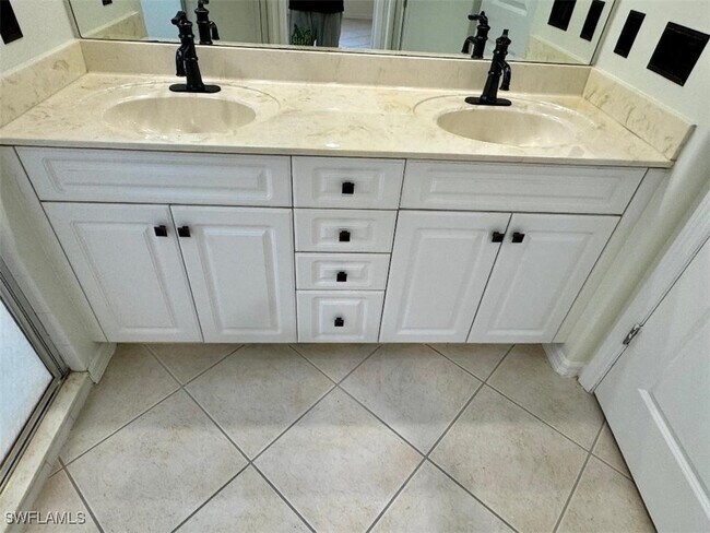 Building Photo - 8116 Ibis Cove Cir