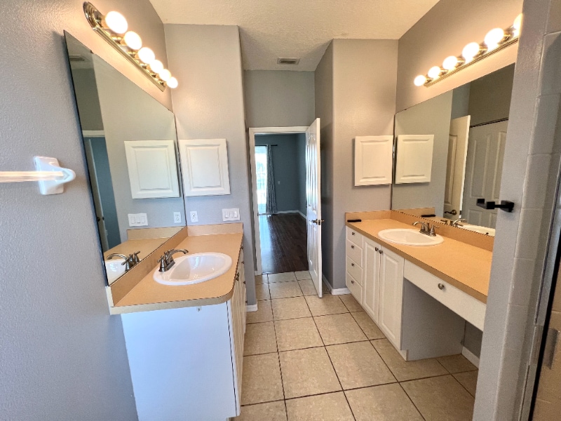 Building Photo - 6614 68th St E