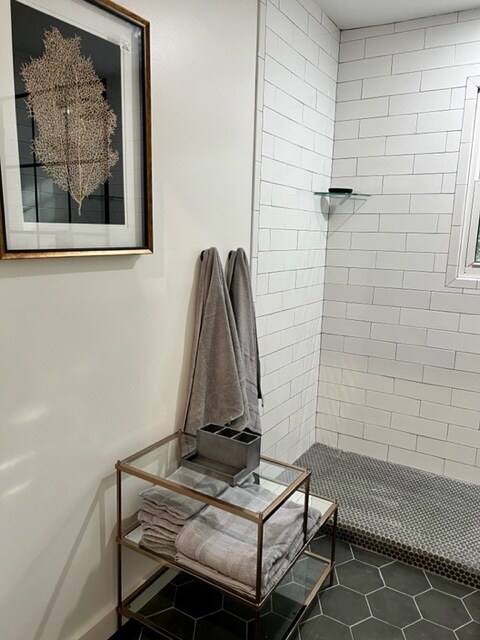 Building Photo - 126 Chunns Cove Rd