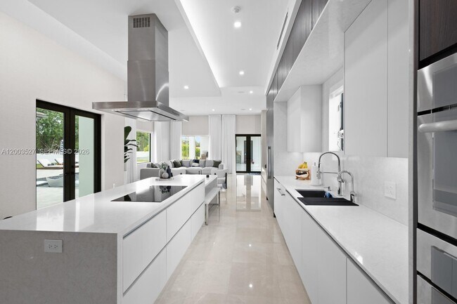 Building Photo - 80 NW 129th Ave