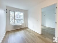 Building Photo - President Street / Spacious 1-Bed 1-Bath /...