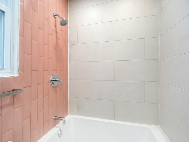 Building Photo - 151 Williams Ave