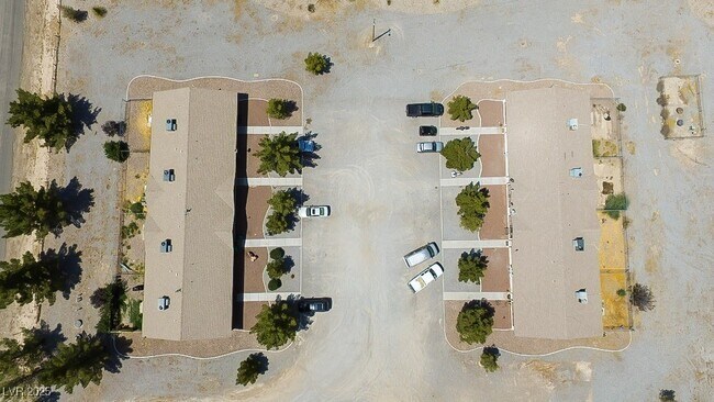 Building Photo - 2120 McMurray Dr
