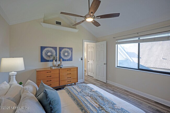 Building Photo - 2958 Lantana Lakes Dr E