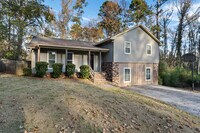 Building Photo - 3844 Creek Ct